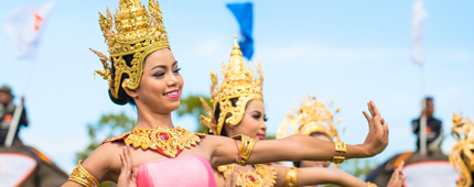 danseuse-traditionnelle-thailande